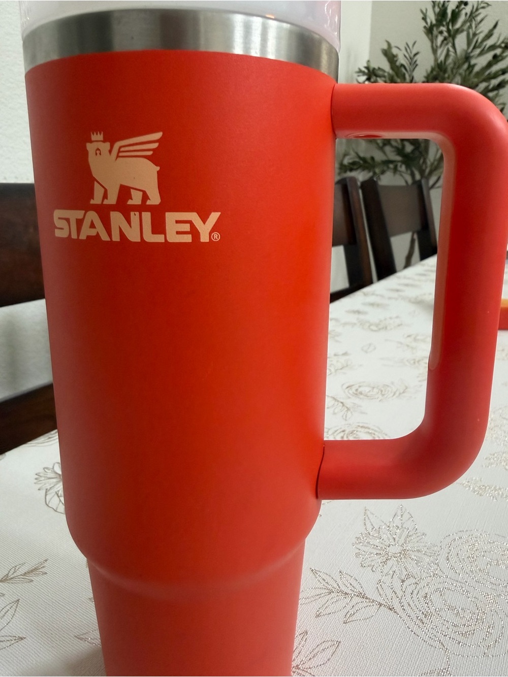 Stanley Adventure Quencher H2.O FlowState Tumbler 30oz – Coral / Orange - Picture 2 of 8